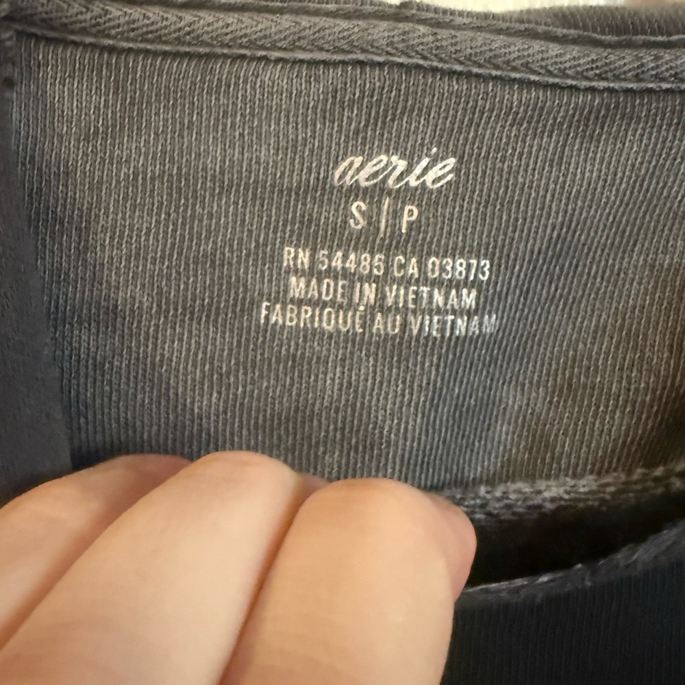 Aerie Charcoal Gray Top - Picture 2 of 4